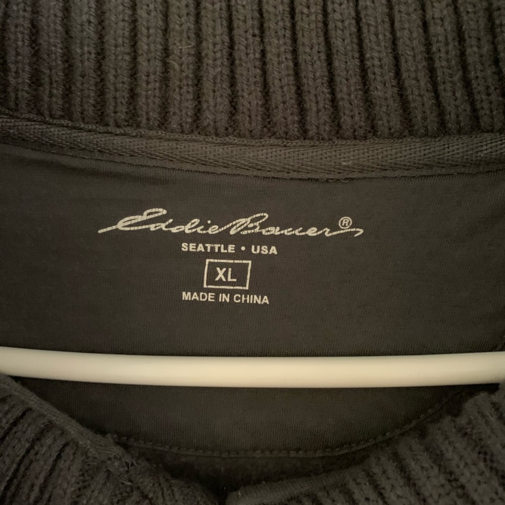 Eddie Bauer Cardigan - Picture 2 of 3